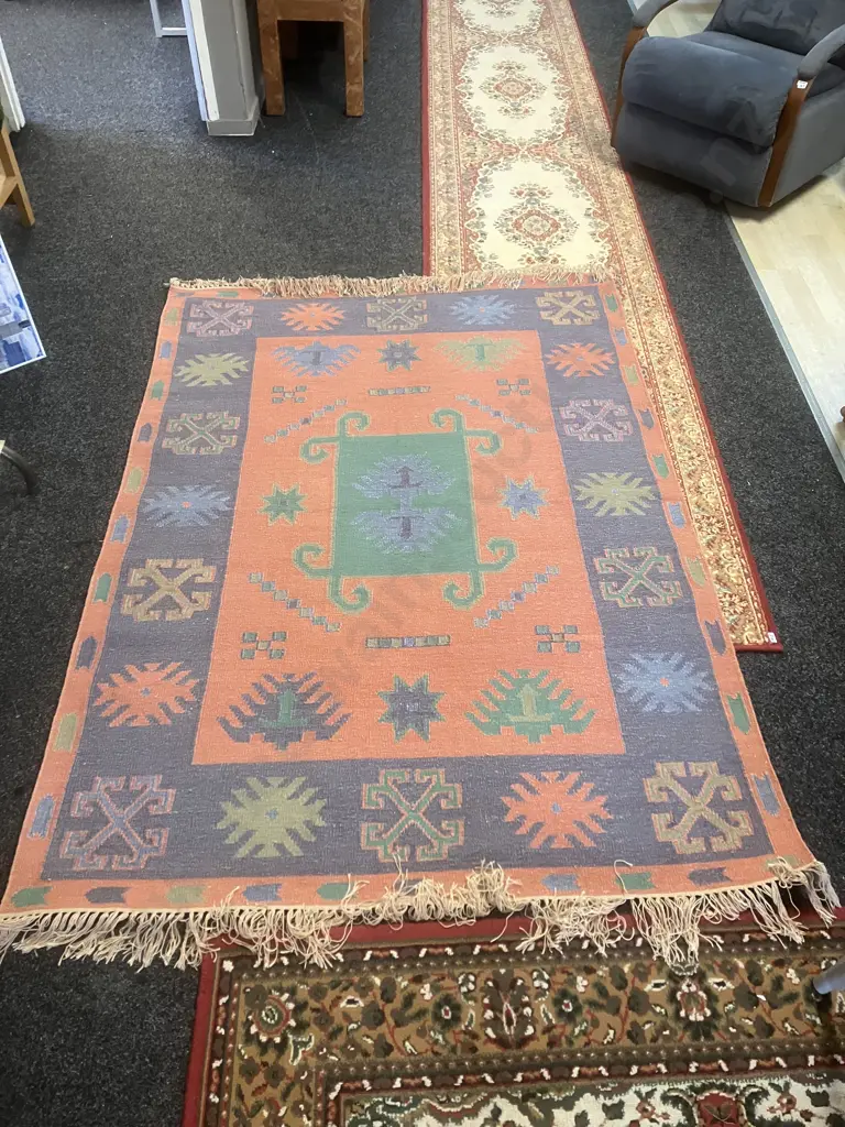 Handwoven Wool Jute Kilim Floor Rug With Geometric Pattern. 200 x 140cm Image 1++