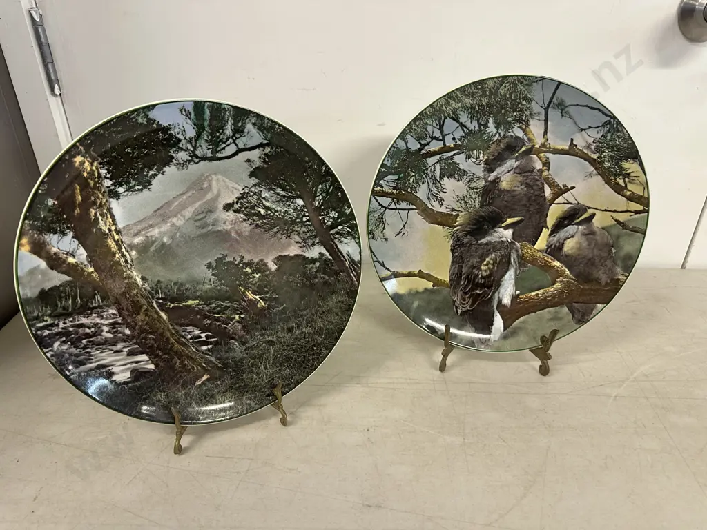Royal Doulton Collectors Plates Including Young Kookaburras #D6426 & Mount Egmount #D6436 Image 1++