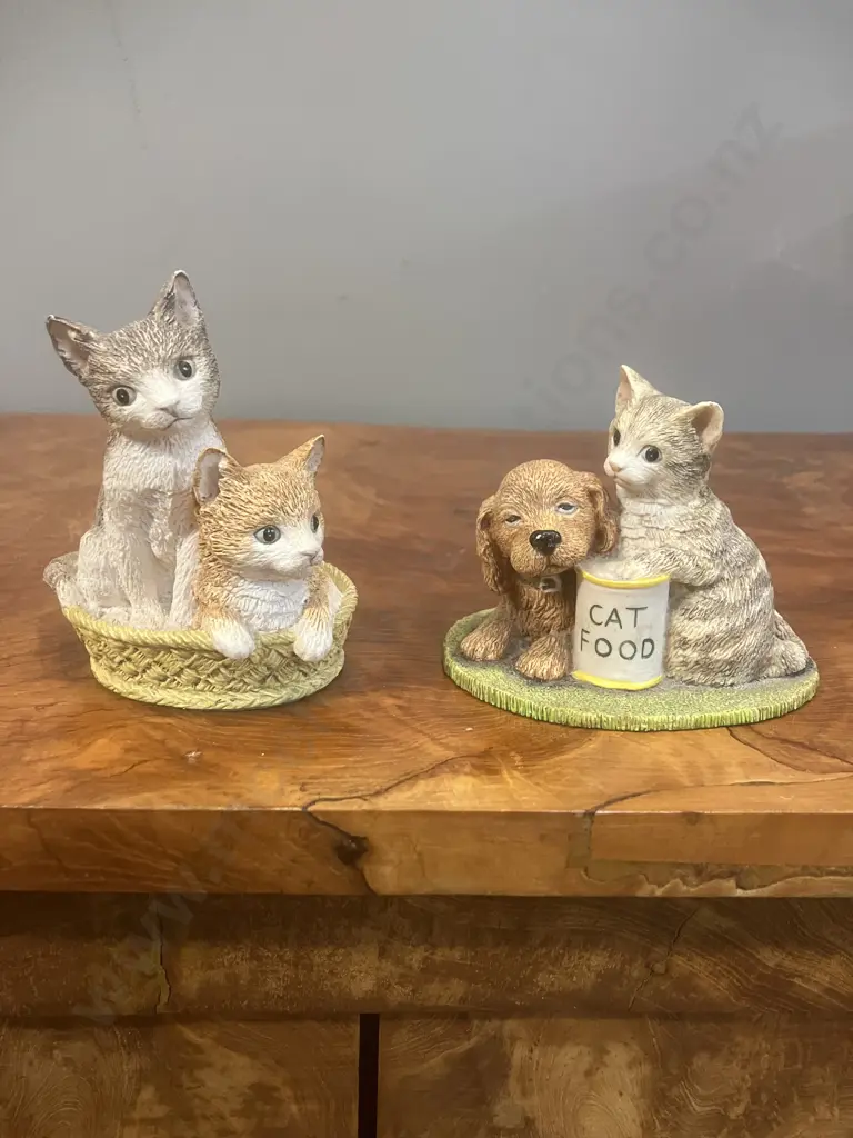 Pair of John Beswick Studio Sculptures The Young Friends Series Figurines 1984 Image 1++