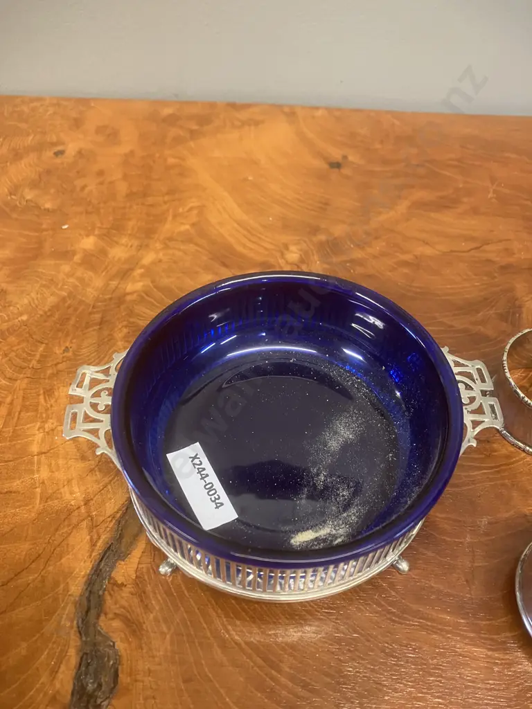 Antique Sterling Silver & Cobalt Blue Glass Open Salt Salver & Mustard Pot, 5 Sterling Napkin Rings - All Hallmarked Image 1++