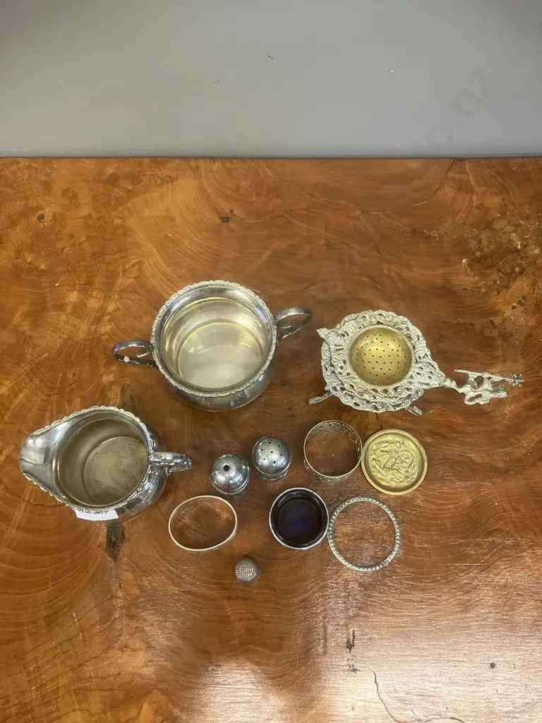 Assorted Silverware & Vintage Items Image 1++