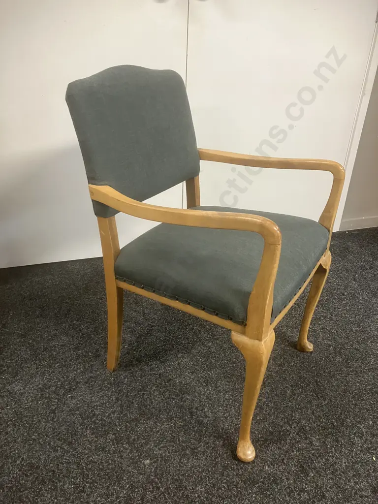 Bridge Armchair - Metal Domed Image 1++