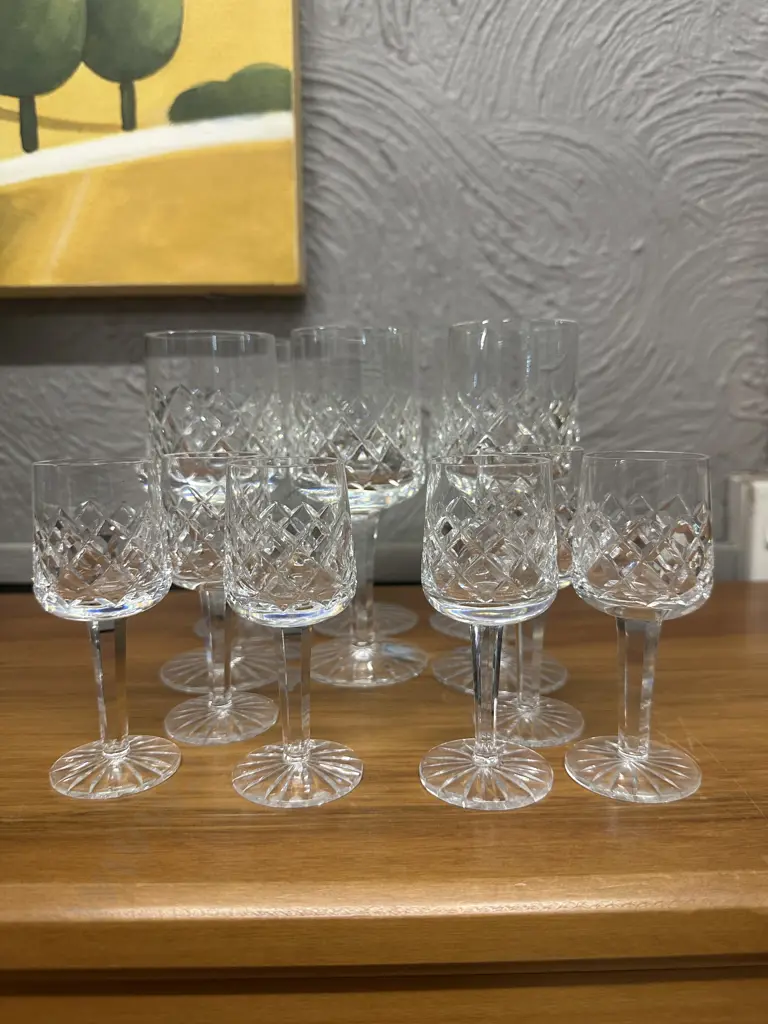 Set Of Six Vintage Crystal Wine Glasses & Port Glasses Image 1++