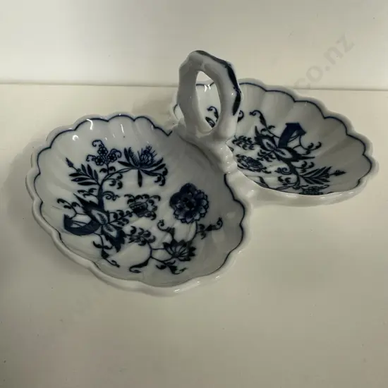 Vintage Blue Danube Two Sided Scallop Nut Dish With Handle