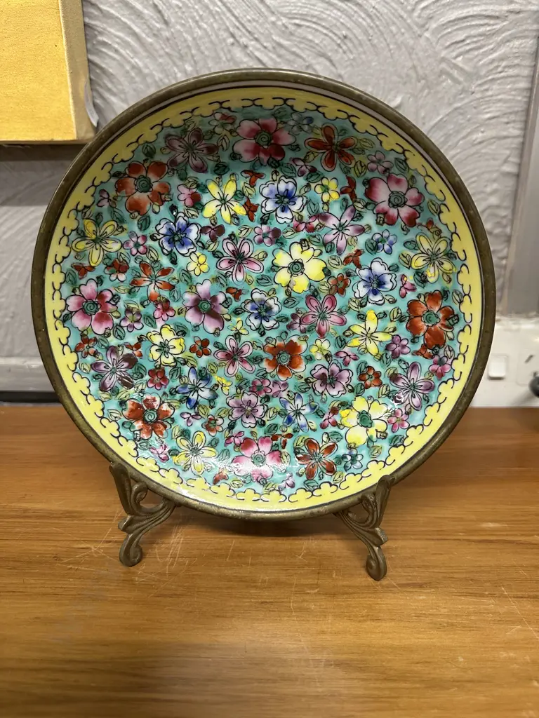 Japanese Porcelain Ware Bowl Cased In Brass  Image 1++