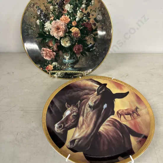 Collectors Plates Including Royal Doulton Signed Albert Willams 'Classic Florals' & Hackett American Kellys Stable 