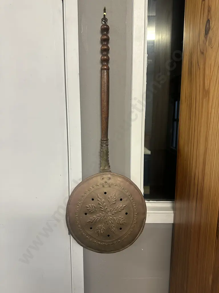 Antique Copper Bed Warming Pan Image 1++