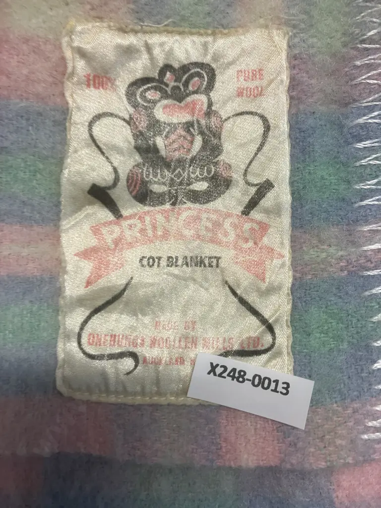 Tiki Label Soft Pastel Onehunga Princess Pure New Zealand Wool Cot Blanket Image 1++