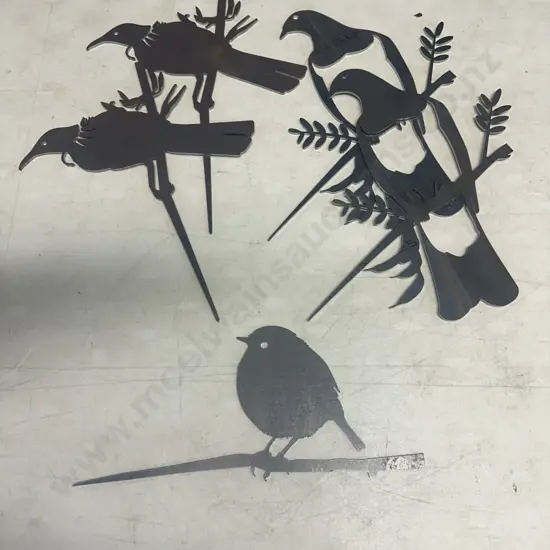 Assorted Metal Bird Art 