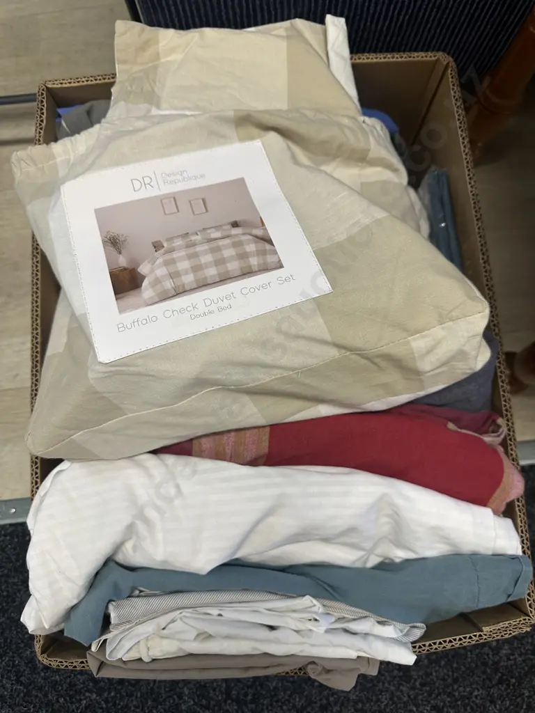 Assorted Duvet Covers & Pillowcases Including Design Republic Etc Image 1++