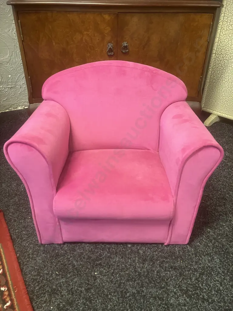 G & G (George & Grace) Childs Daniel Sofa Chair Rose Image 1++