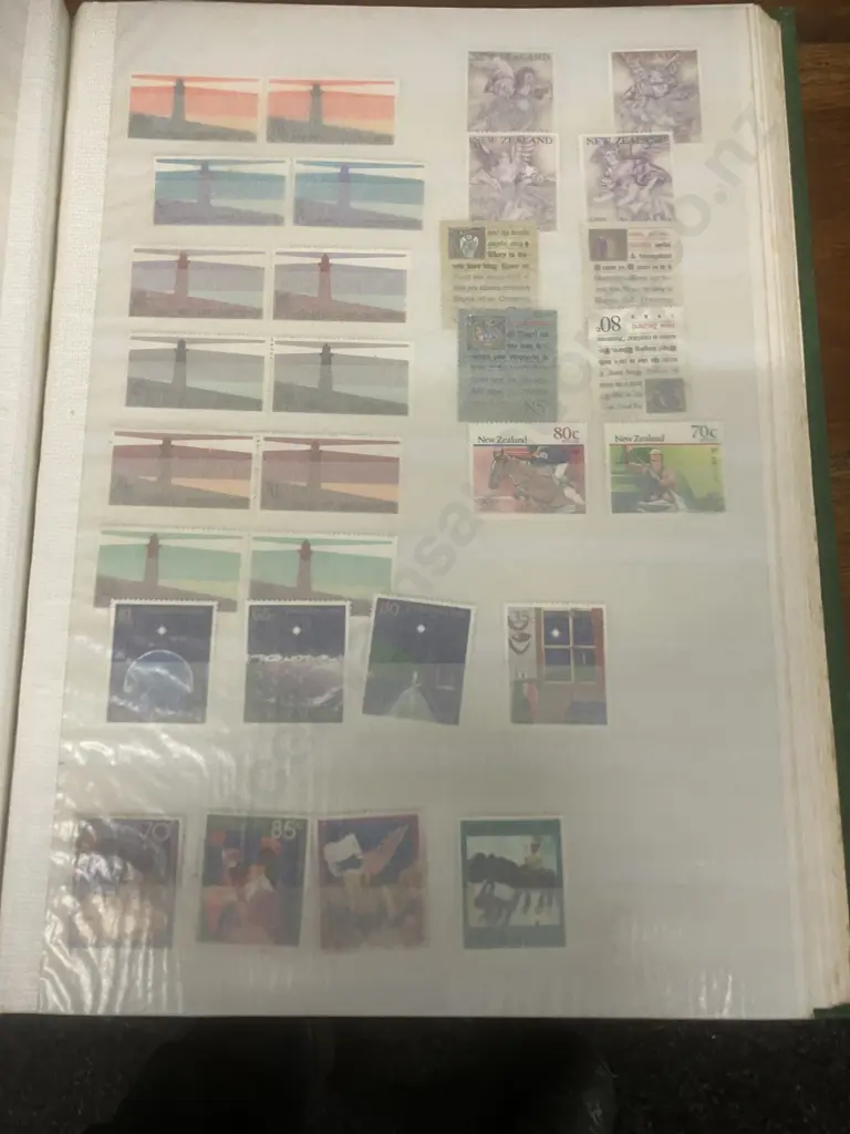 Stamp Albums & Stamps Image 1++