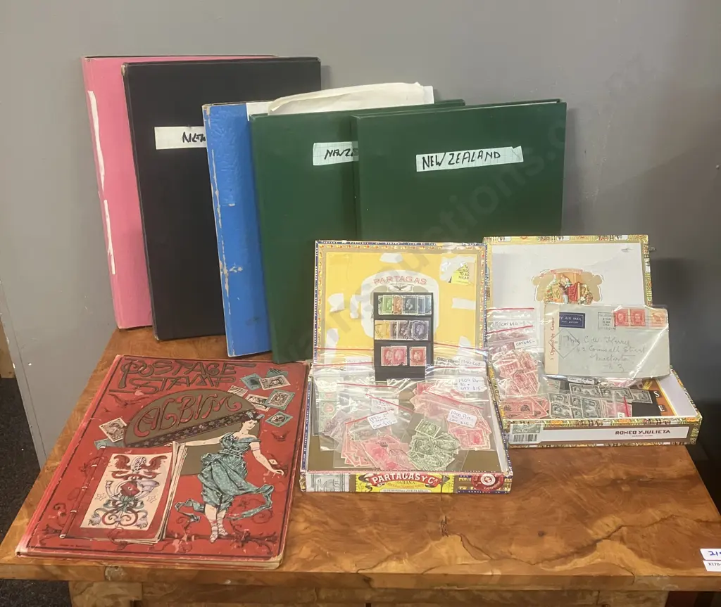 Stamp Stock Books, Storage Boxes With Stamps, Old German Stamp Album Image 1++