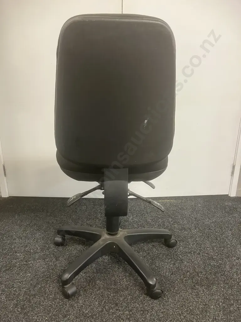 EOS (Eden Office Seating) Black 3 Lever Gaslift Desk Chair Image 1++