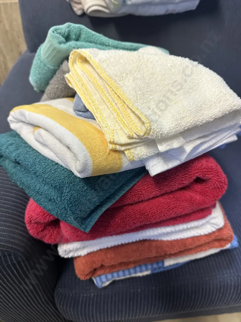 Selection Of Towels & Hand Towels Image 1++