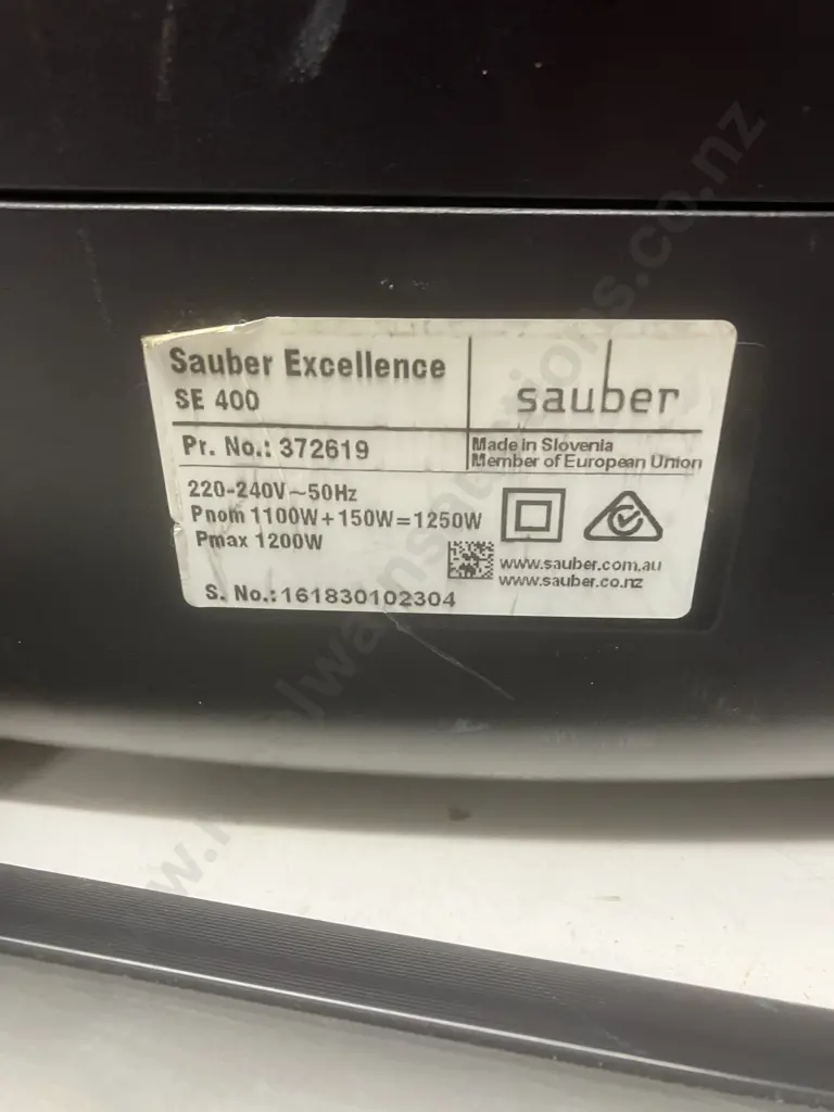 Sauber Excellence SE-400 Vacuum Cleaner With Accessories Image 1++