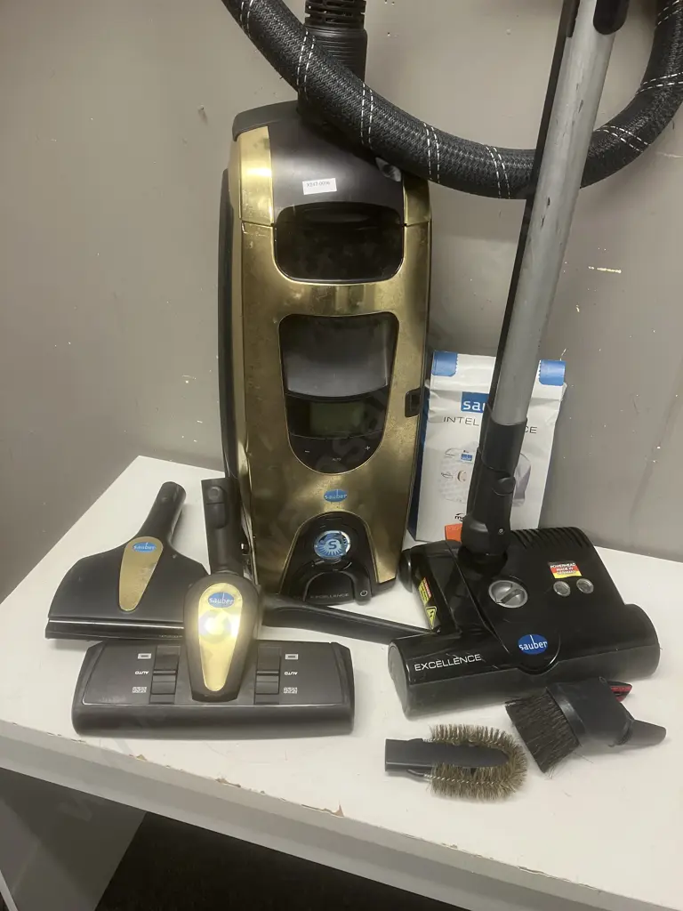 Sauber Excellence SE-400 Vacuum Cleaner With Accessories Image 1++