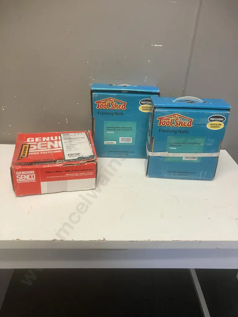 Senco Collated Nails 75mmx3.05mm Galv Ring Shank, Toolshed Framing Nails Galv 90mm 34 & 65mm Annular Groove 34 Image 1++