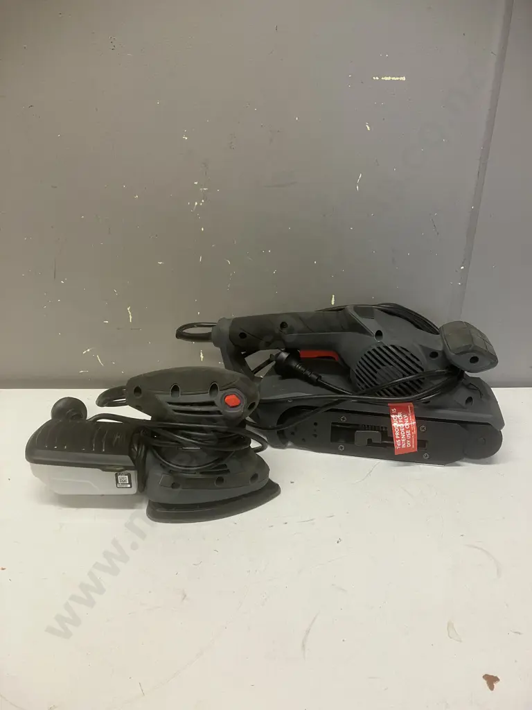 Ozito BSR-7000 800W Belt Sander & Ozito DSR-2000 Detail Sander Image 1++
