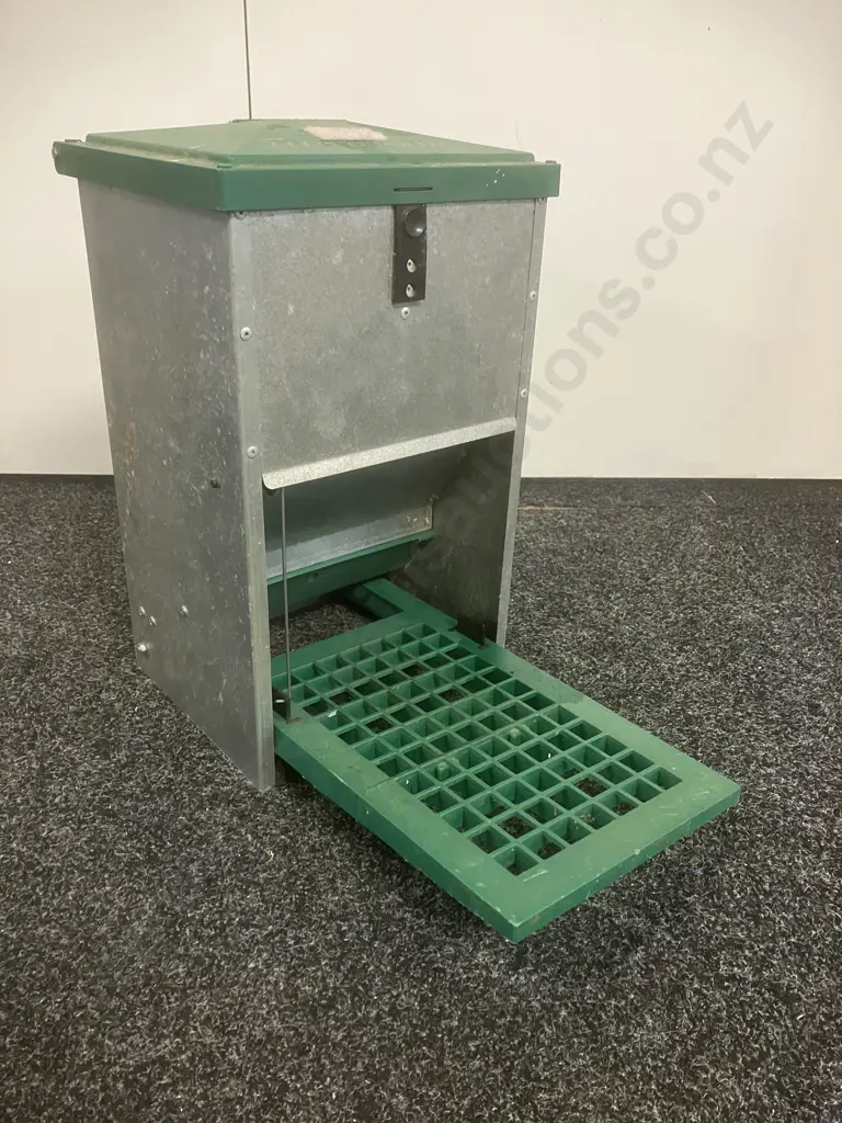 Poultry Feeder - Feed-o-matic Treadle Feeder Image 1++