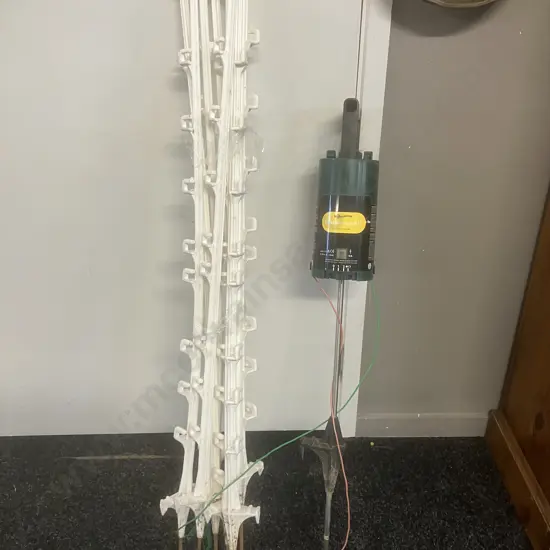 Gallagher PortaFence B11 With 7 x Multiwire Treadin Electric Fence Standards