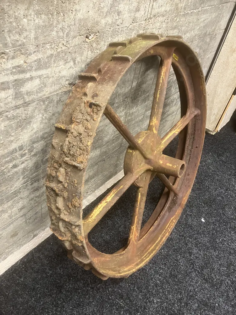 Vintage Cast iron Spoked Industrial Wheel. Dia 80cm Image 1++