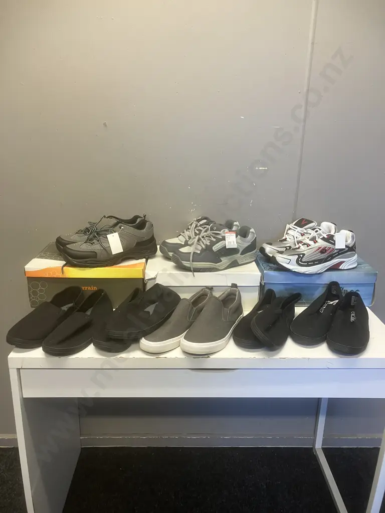 8 x Pairs of New Shoes - Mens Size 8 Image 1++