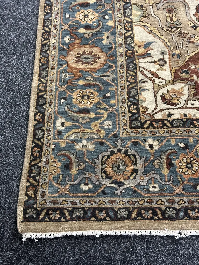 Large Oriental India Suleimanye Serapi Handmade Rug - 3.12 x 2.46, Richard Pointon Collection COA  (38384 July 02 2020) Image 1++