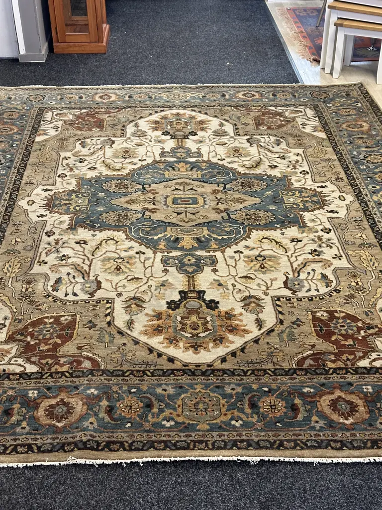 Large Oriental India Suleimanye Serapi Handmade Rug - 3.12 x 2.46, Richard Pointon Collection COA  (38384 July 02 2020) Image 1++