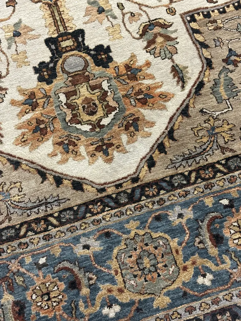 Large Oriental India Suleimanye Serapi Handmade Rug - 3.12 x 2.46, Richard Pointon Collection COA  (38384 July 02 2020) Image 1++