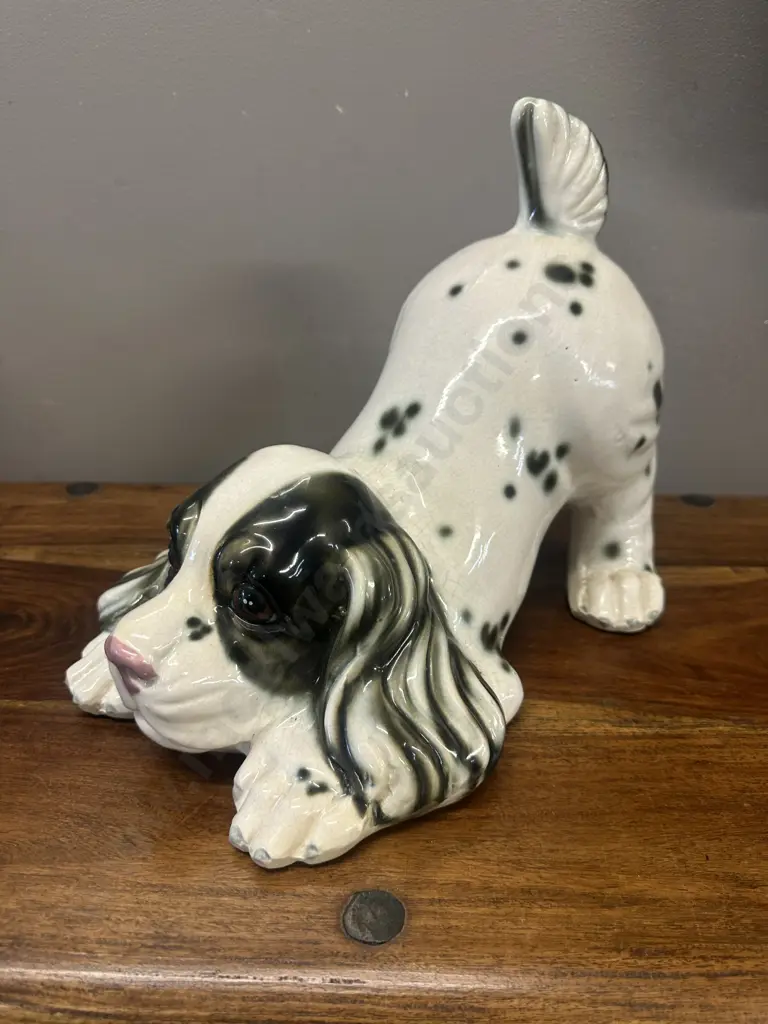 Vintage Spaniel Dog Figurine H27 W31cm. Image 1++
