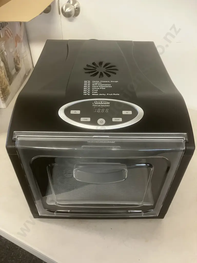 Sunbeam Food Lab Electronic Dehydrator DT600 Image 1++