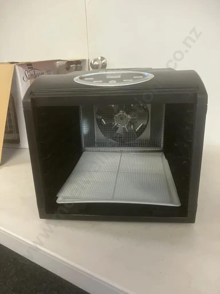 Sunbeam Food Lab Electronic Dehydrator DT600 Image 1++