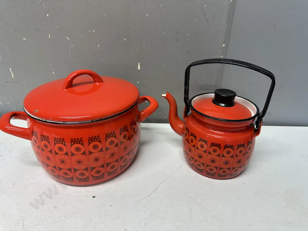 Vintage MCM Kaj Franck Finel Arabia Red Daisy Enamel Saucepan & Teapot - Finland Image 1++
