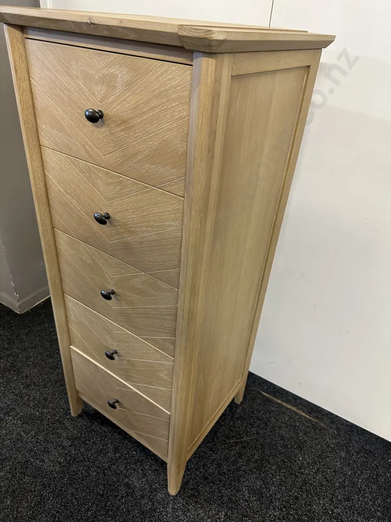 Debonaire Furniture Sold By Van Dykes Living 5 Drawer Lingerie Chest With Lift Up Mirror H120 W50 D46cm. Image 1++