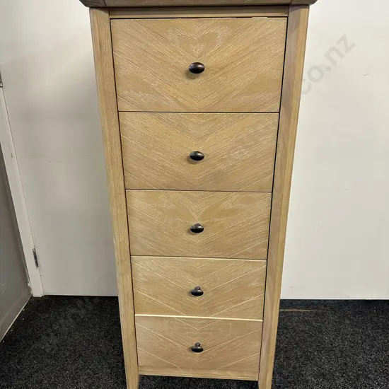 Debonaire Furniture Sold By Van Dykes Living 5 Drawer Lingerie Chest With Lift Up Mirror H120 W50 D46cm.
