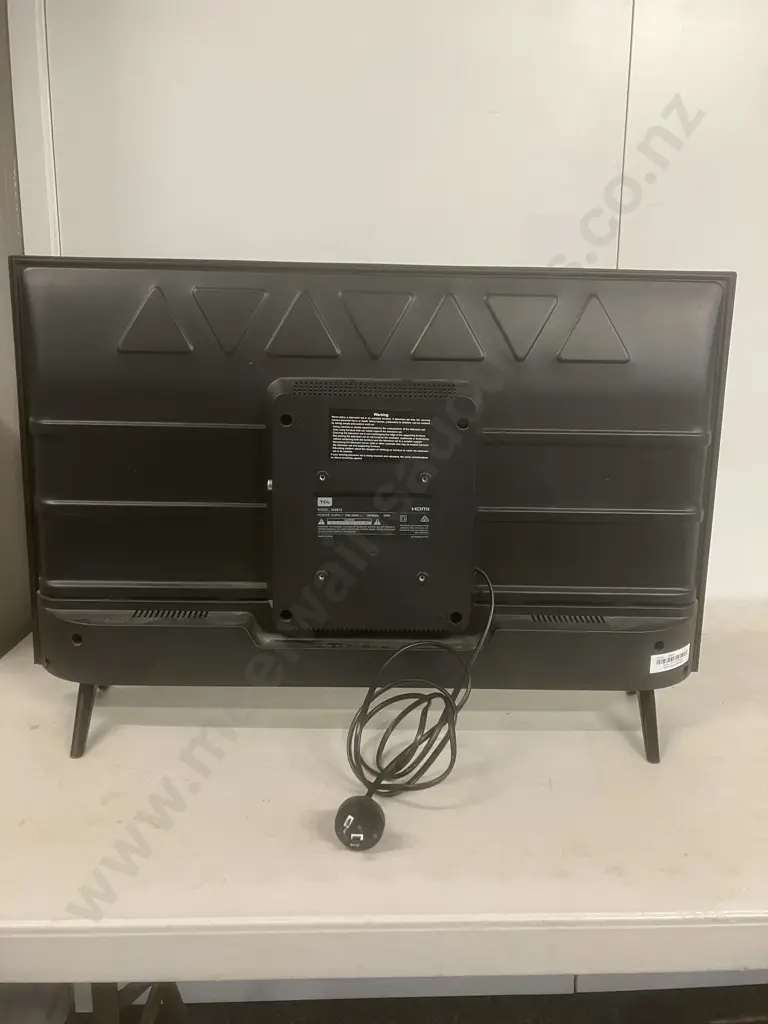 TCL 32S615 32" HD Android Tv With Remote Image 1++
