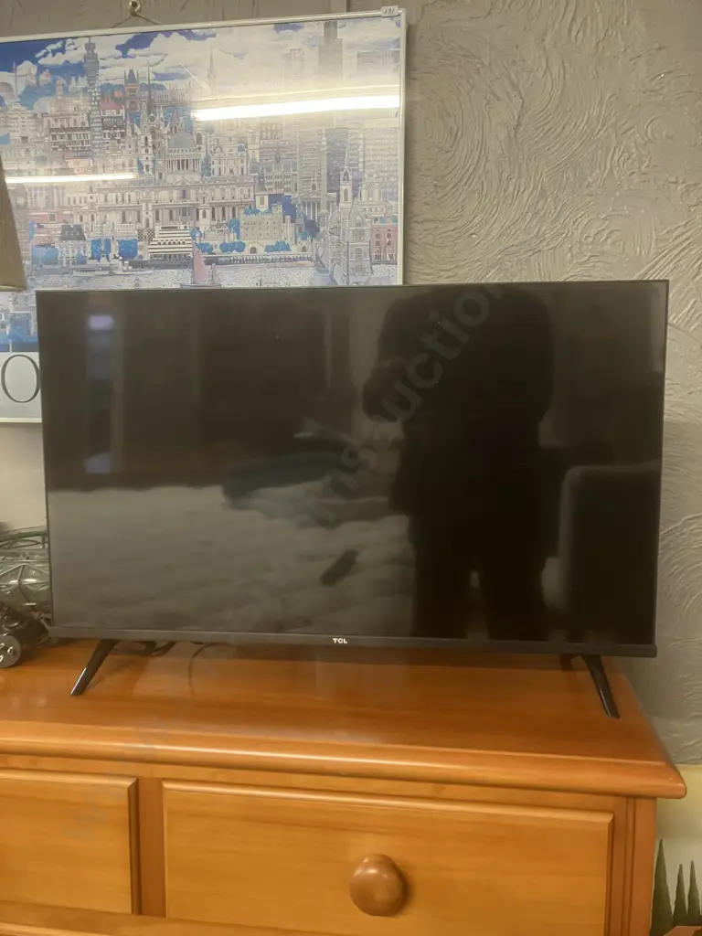 TCL 32S615 32" HD Android Tv With Remote Image 1++