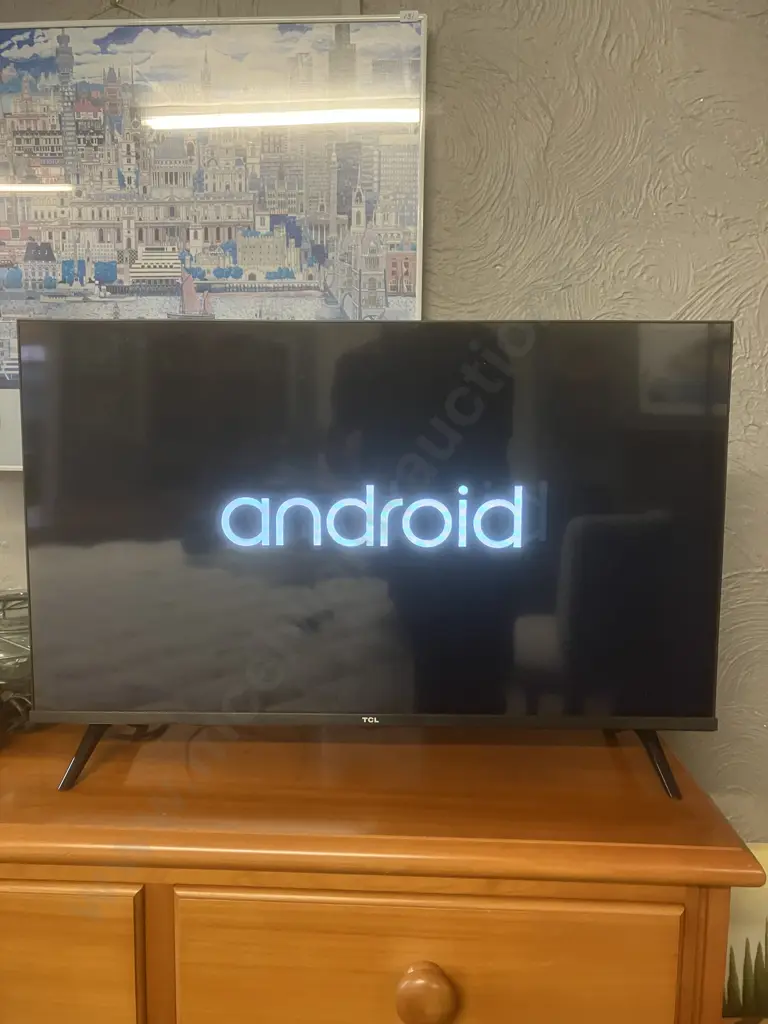 TCL 32S615 32" HD Android Tv With Remote Image 1++