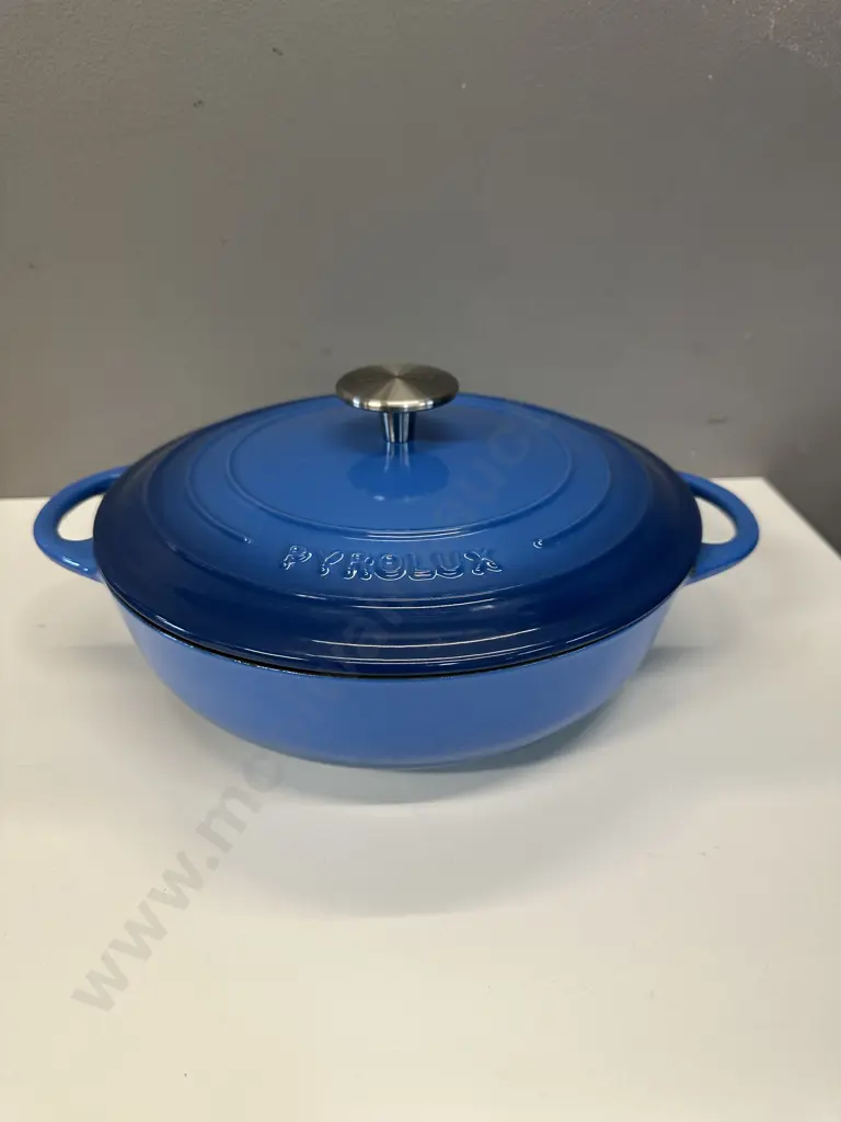 Blue Pyrolux Lidded Chef Pan/Casserole Dish Double Handled  Image 1++
