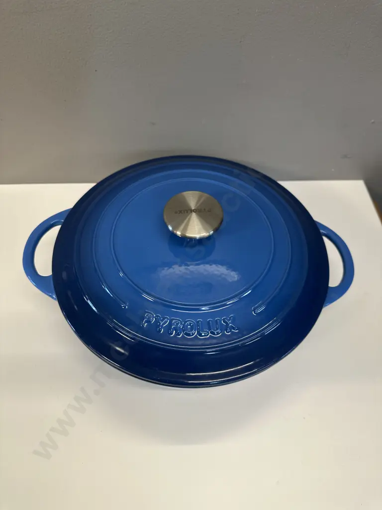 Blue Pyrolux Lidded Chef Pan/Casserole Dish Double Handled  Image 1++