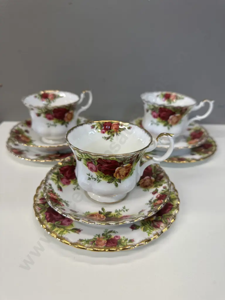 Royal Albert Old Country Roses Bone China Cup, Saucer & Plate Trios x3 - Made in England. 1962-1973 Image 1++