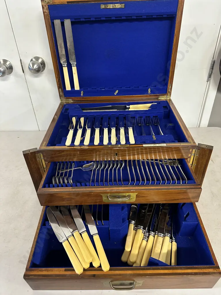 Antique Harrison & Bros Sheffield Oak Canteen of Cutlery With Large Selection Assorted Flatware Image 1++