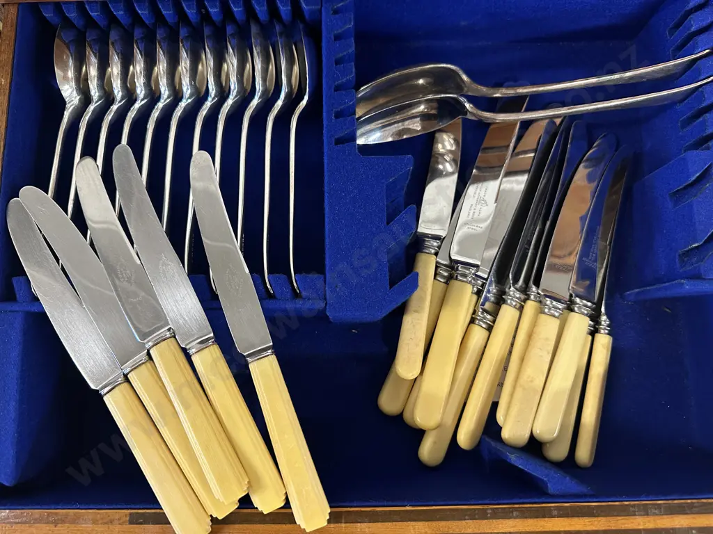 Antique Harrison & Bros Sheffield Oak Canteen of Cutlery With Large Selection Assorted Flatware Image 1++
