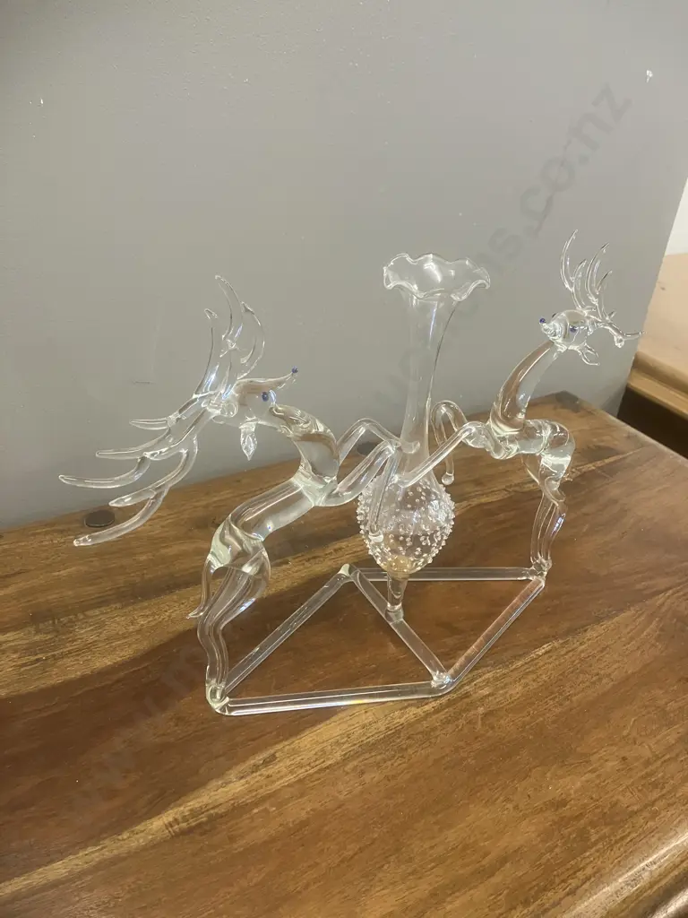Clear Hand Blown Glass Deer Centrepiece - Two Reindeer With Bud Vase. 24 x 31cm Image 1++