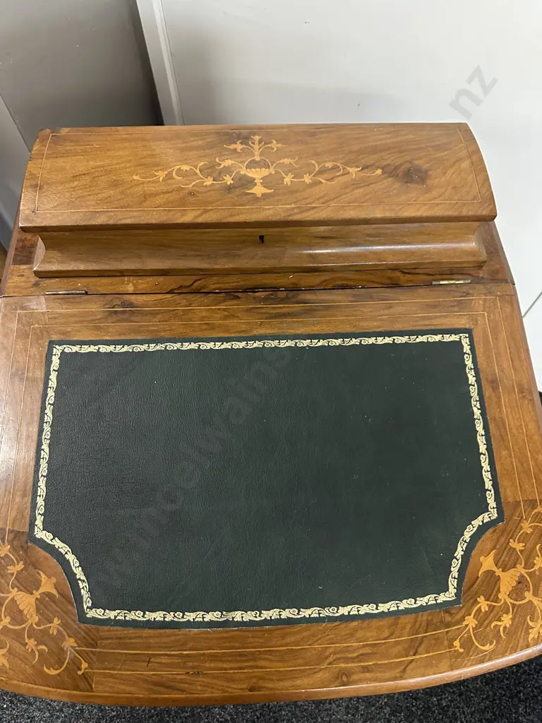 Victorian Burr Walnut Inlay Davenport Desk H80 W54 D50cm. Image 1++