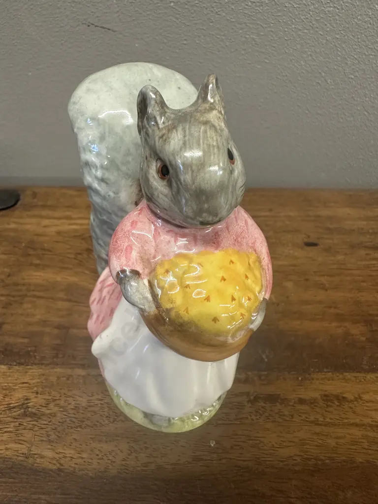 Beswick Beatrix Potter 'Goody Tiptoes' Figurine H8cm. Image 1++