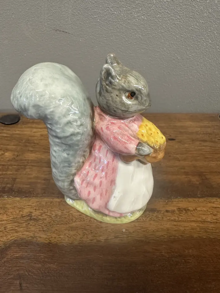 Beswick Beatrix Potter 'Goody Tiptoes' Figurine H8cm. Image 1++