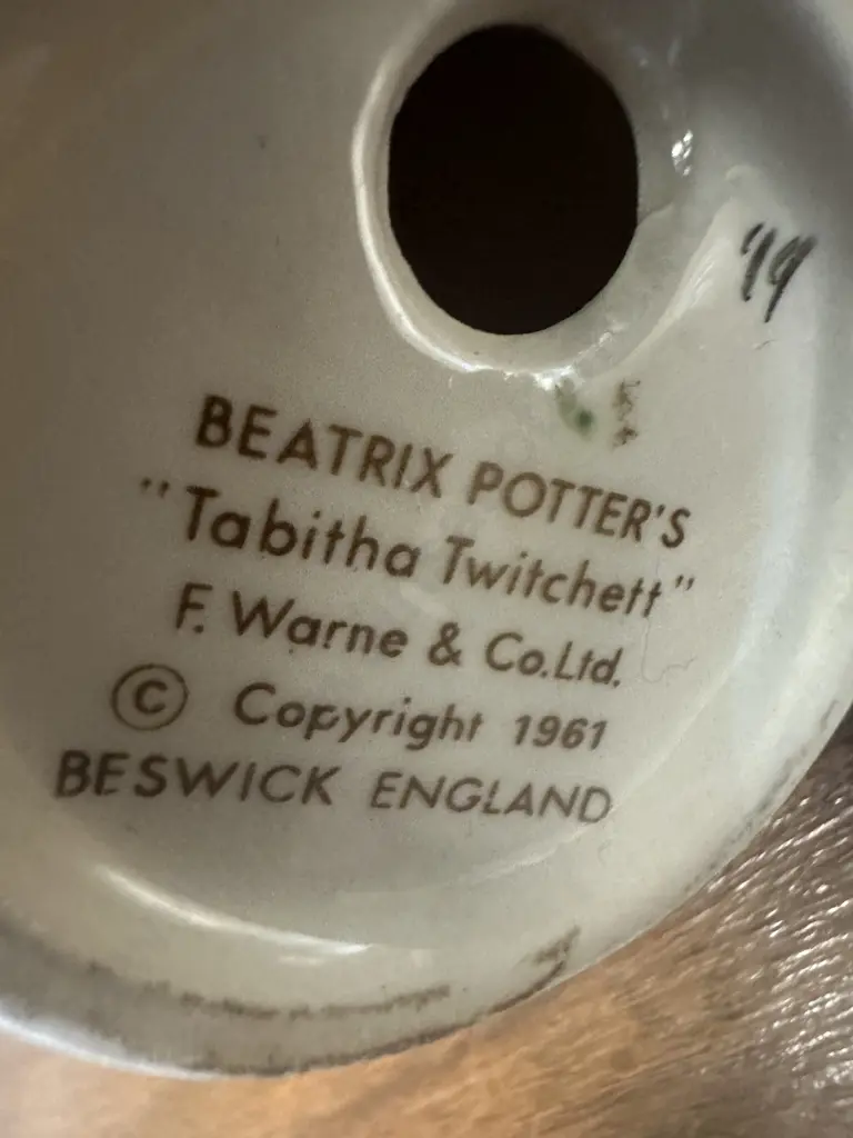 Beswick Beatrix Potter 'Tabitha Twichett' Figurine H9cm. Image 1++