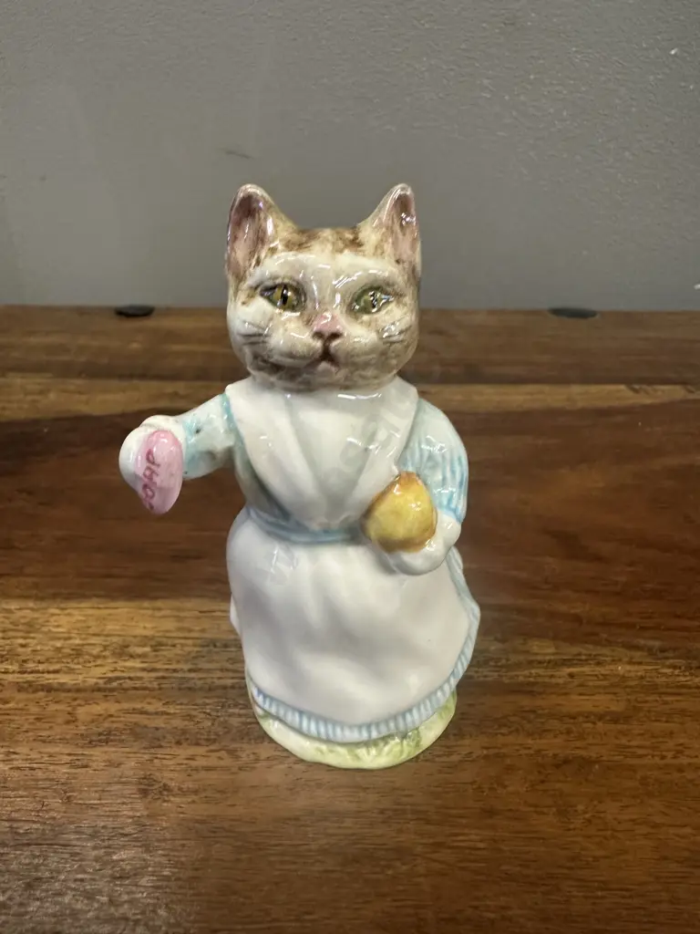 Beswick Beatrix Potter 'Tabitha Twichett' Figurine H9cm. Image 1++